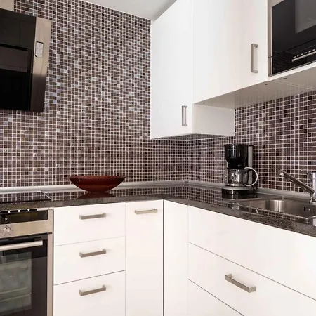 Apartman Shoreline In By Costarentals - Ref 88