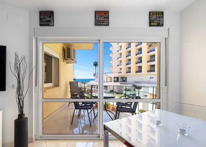 Apartment Shoreline In By Costarentals - Ref 88 *