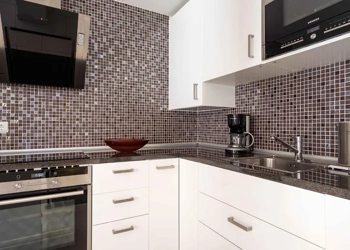 Apartment Shoreline In By Costarentals - Ref 88